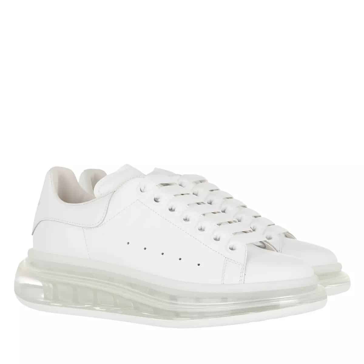 Alexander McQueen Sneakers - Oversized Sneakers in wit