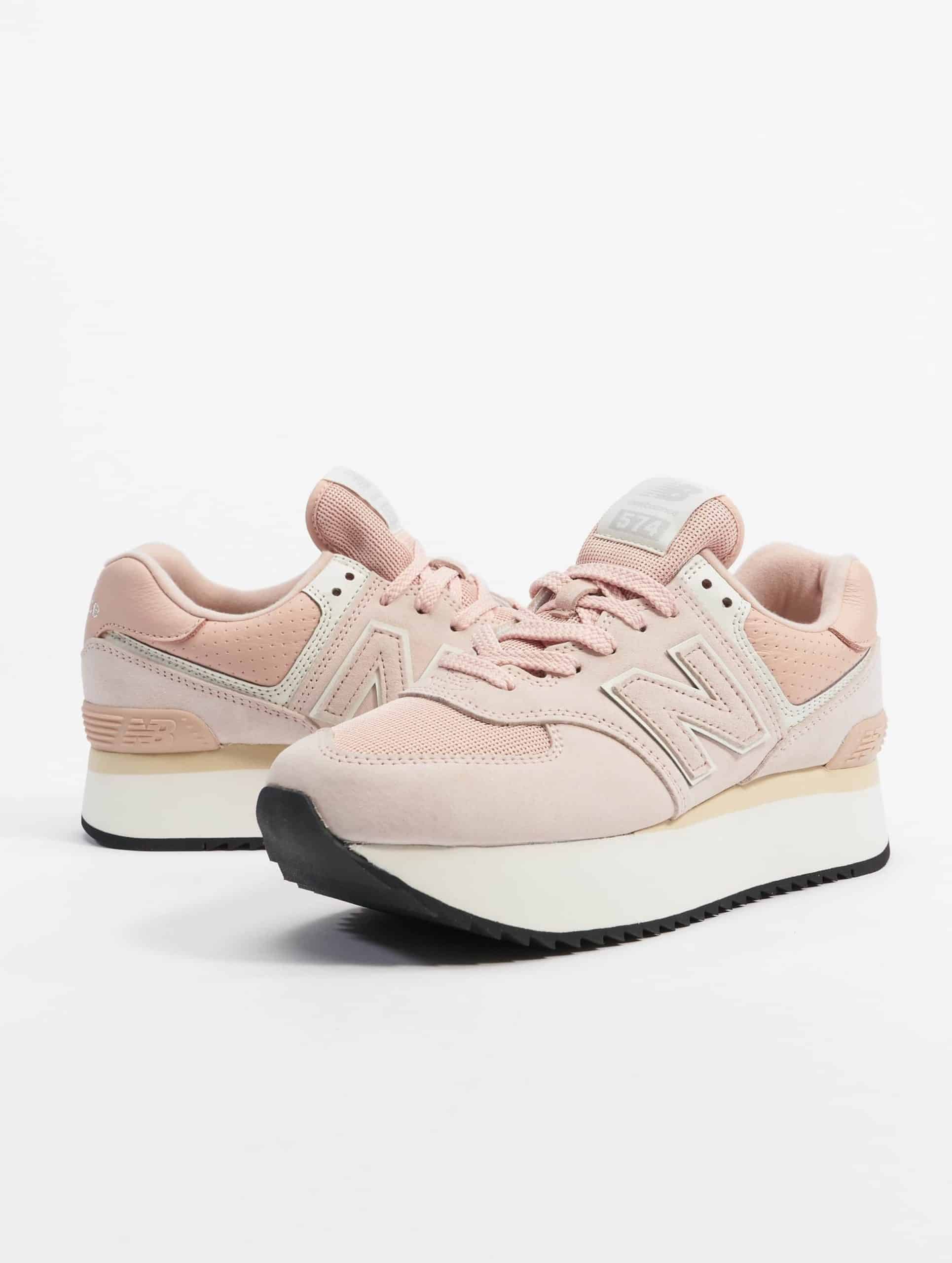 New Balance 574 Vrouwen op kleur roze, Maat 41