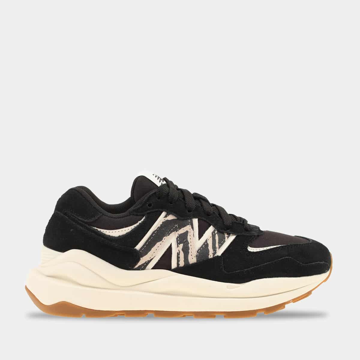 New Balance 5740 Zwart/Crème Dames