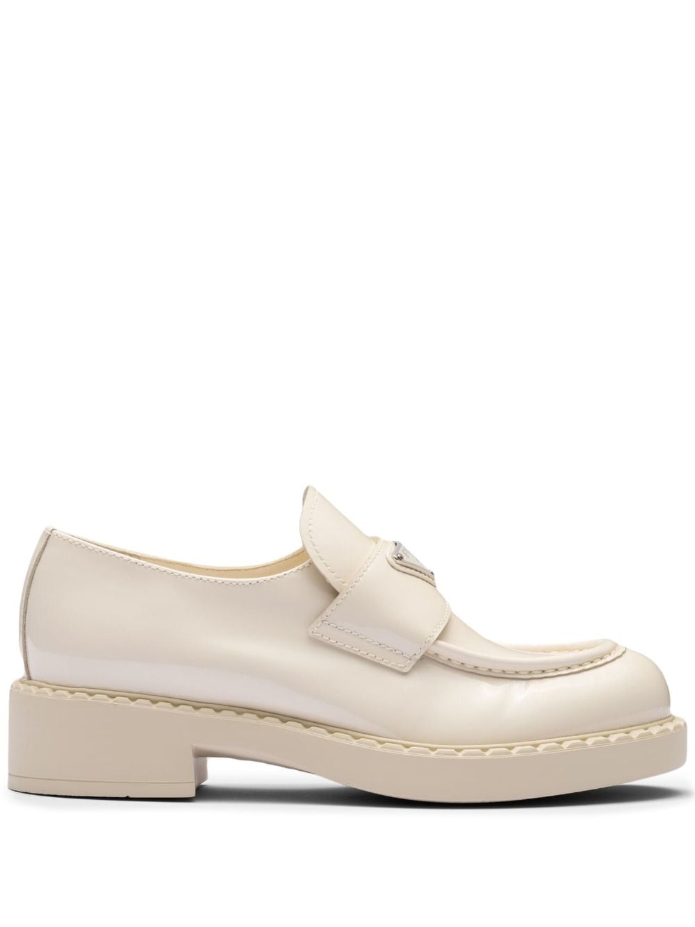 Prada Loafers met schakelketting - Wit