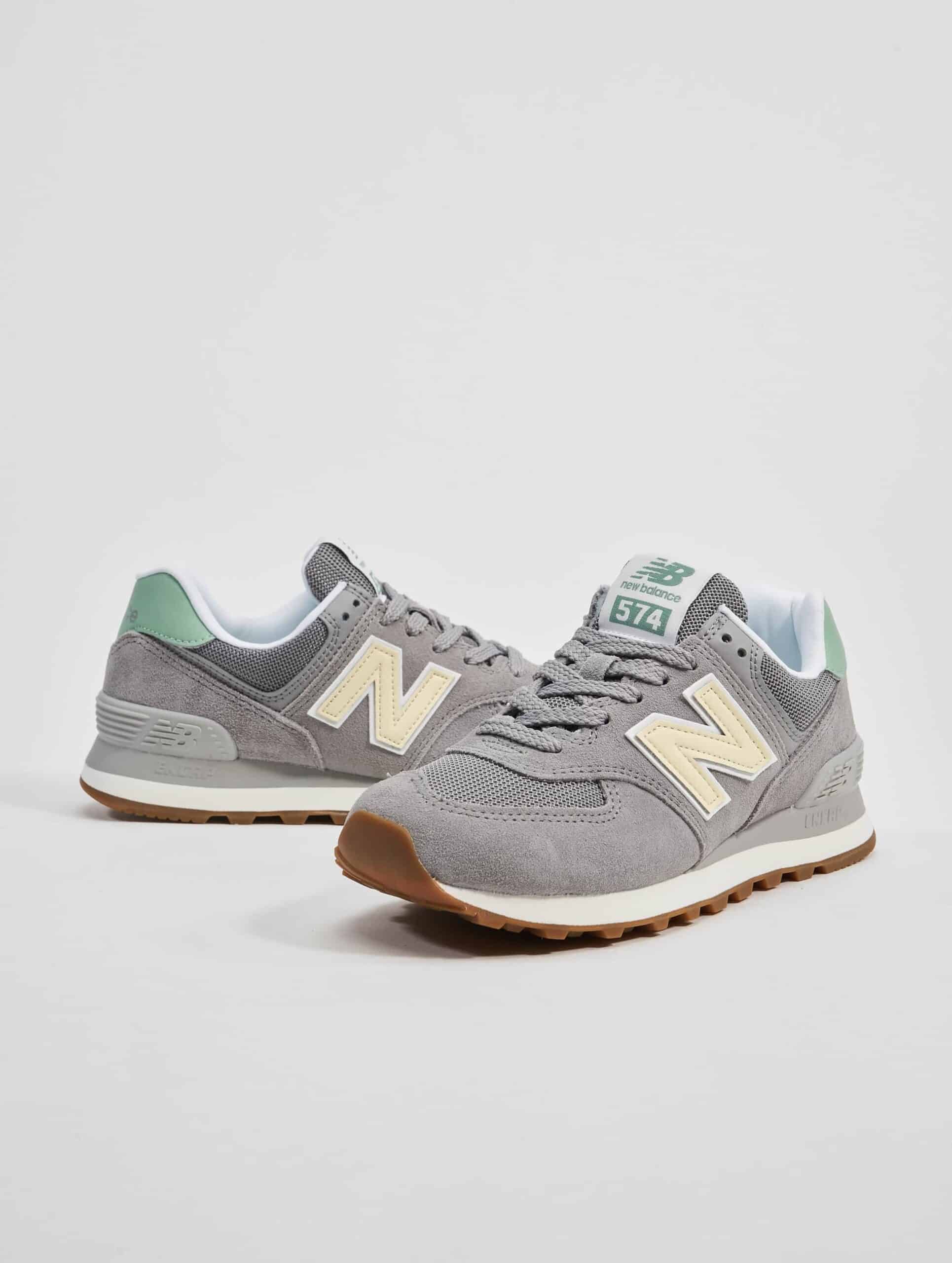 New Balance 574 Schuhe Frauen,Unisex op kleur grijs, Maat 37