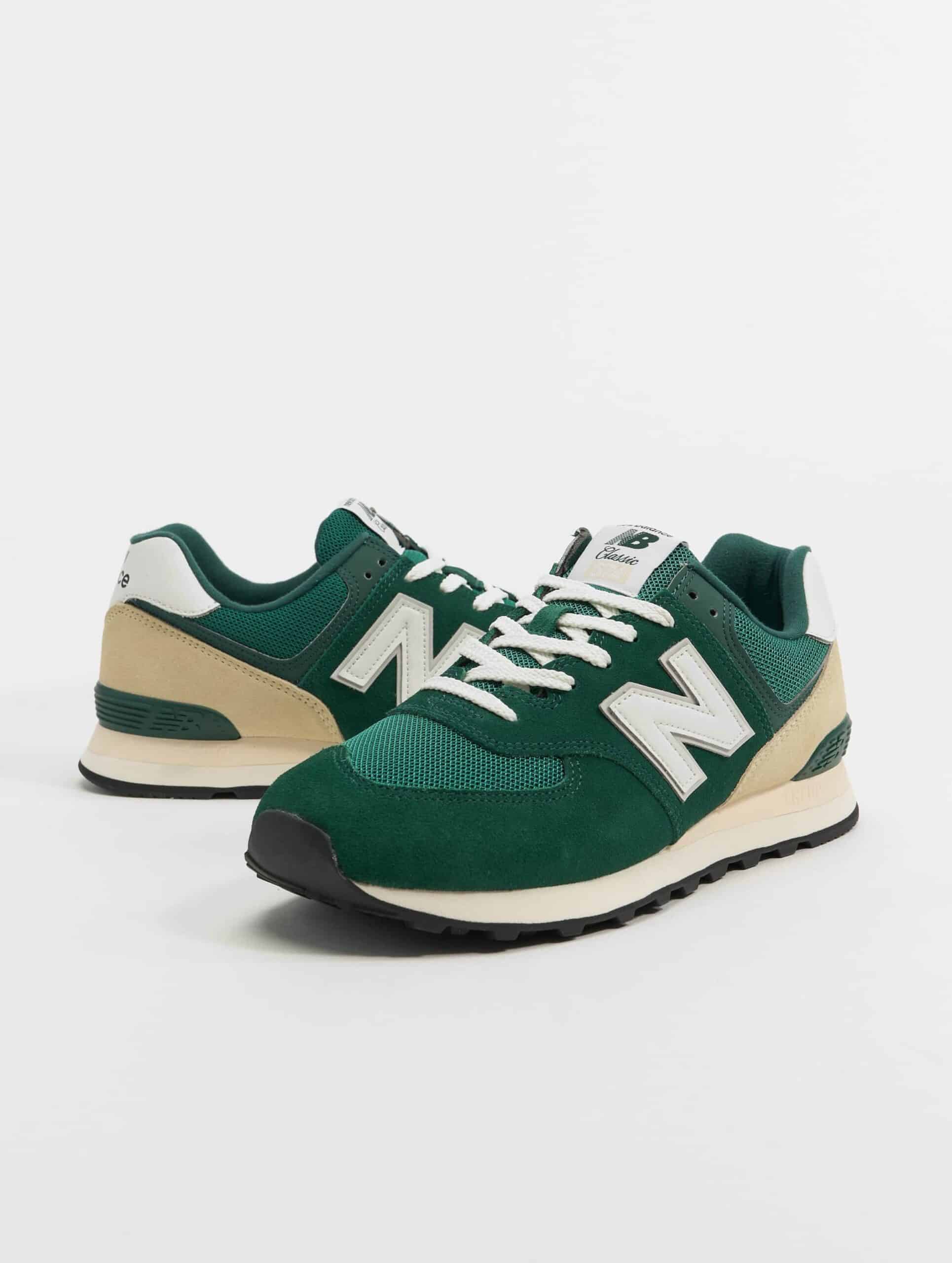 New Balance 574 Schuhe Männer,Unisex op kleur groen, Maat 41.5