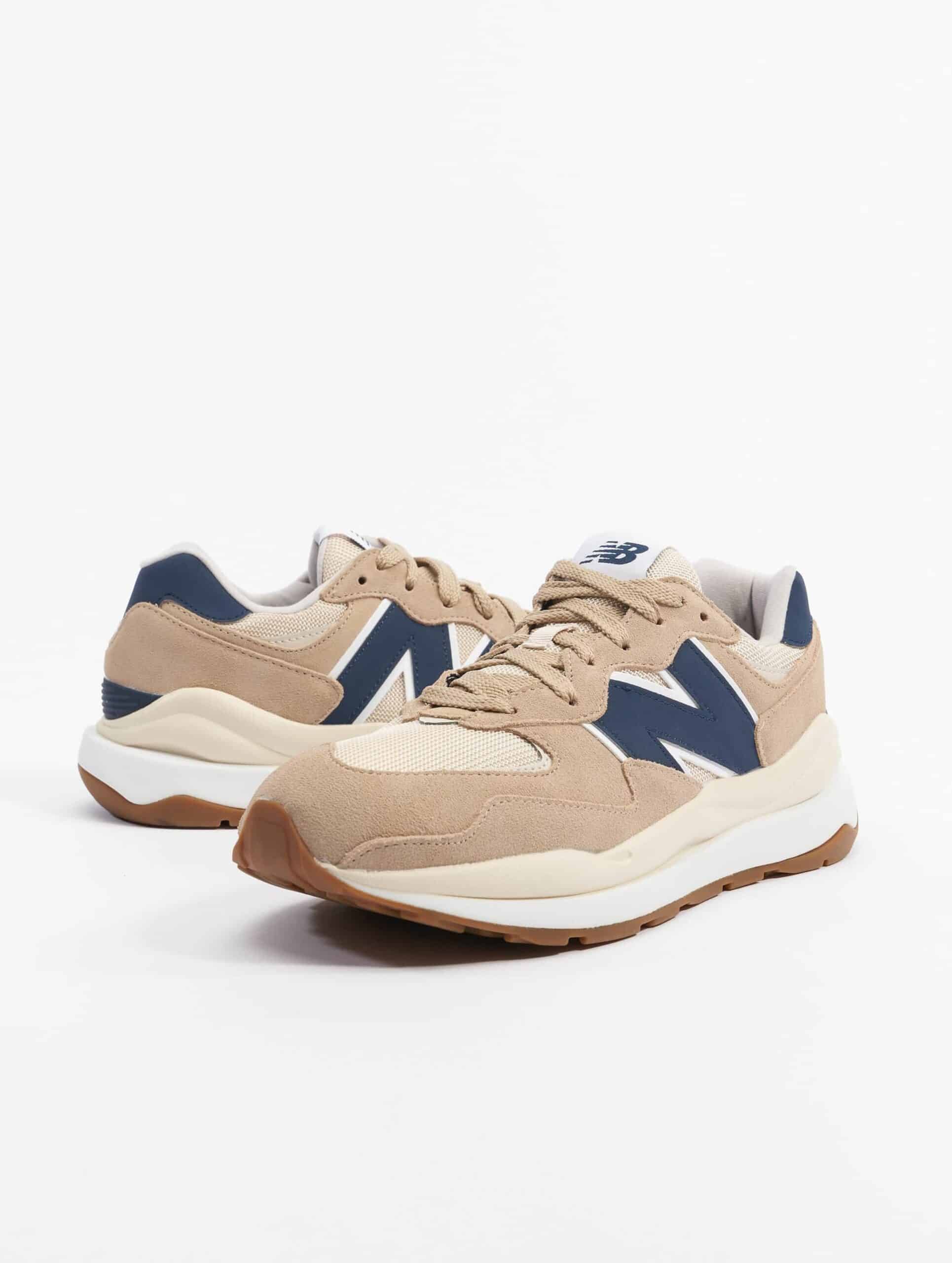 New Balance 57/40 Sneakers Männer,Unisex op kleur grijs, Maat 44