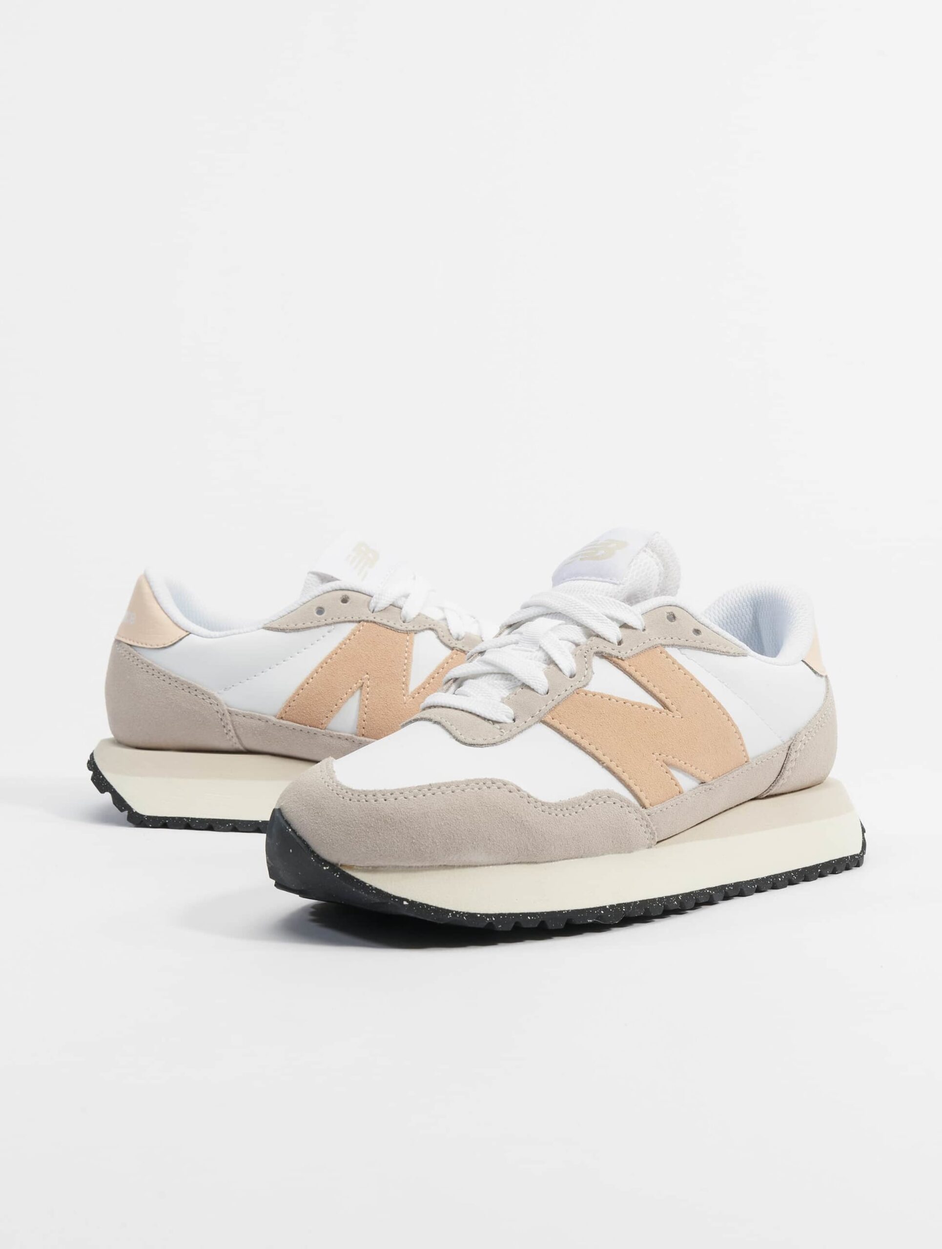 New Balance Scarpa Lifestyle Donna Suede Textile Sneakers Vrouwen op kleur wit, Maat 36