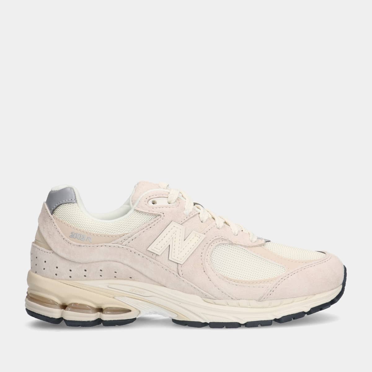 New balance 2002R calm taupe/angora sneakers