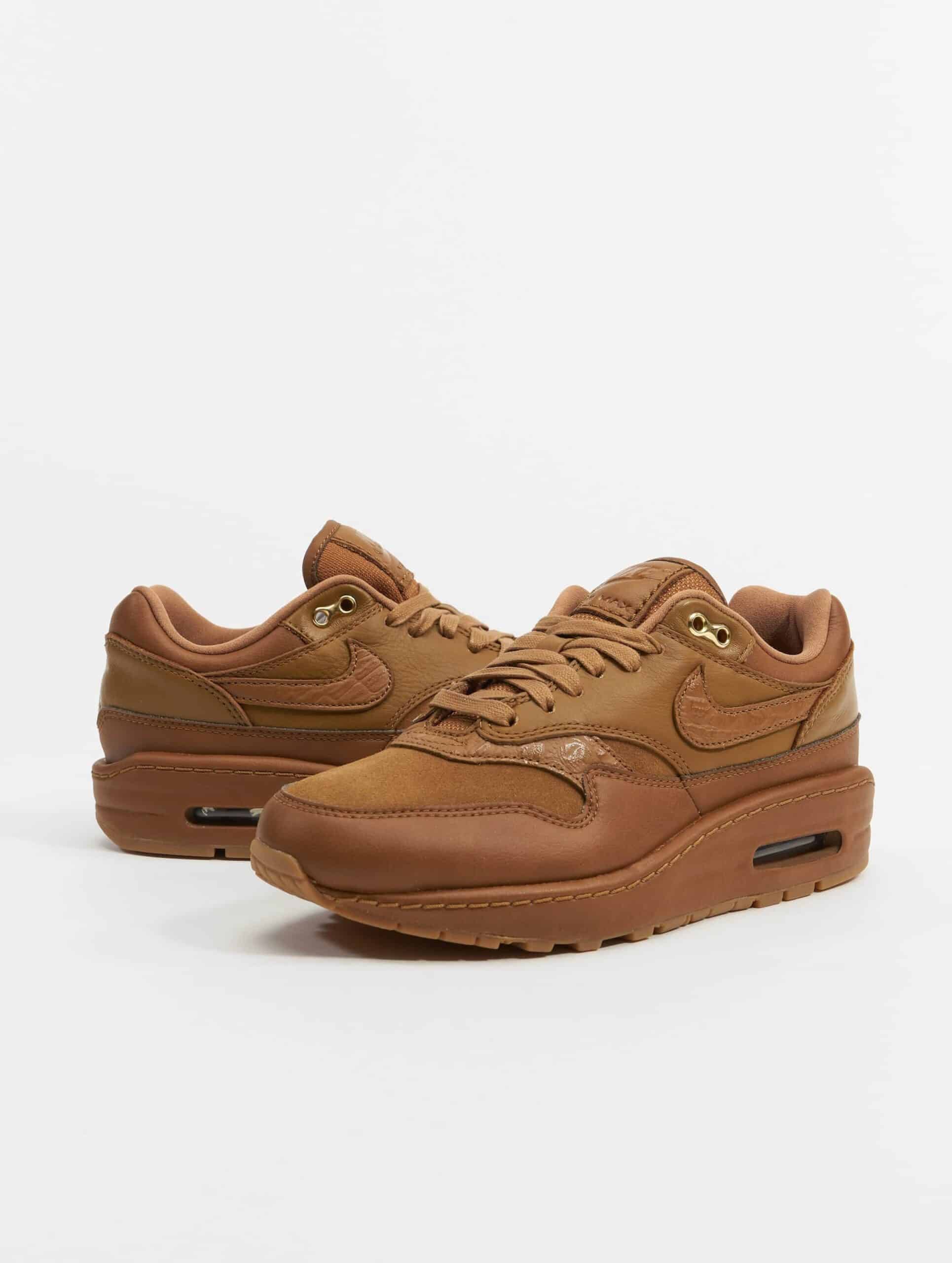 Nike Air Max 1 '87 Nbhd Sneakers Frauen,Männer,Unisex op kleur bruin, Maat 40.5