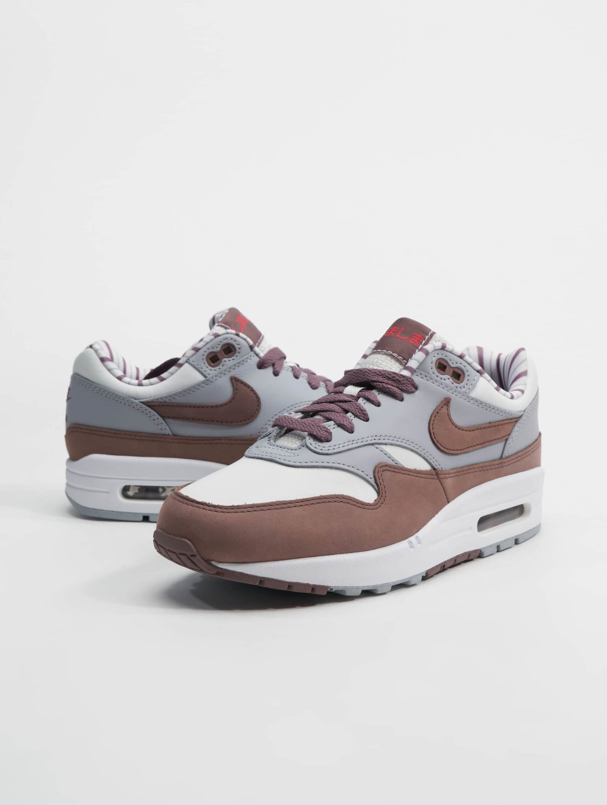 Nike Air Max 1 Premium Shima (2023) Sneakers Frauen,Männer,Unisex op kleur grijs, Maat 44