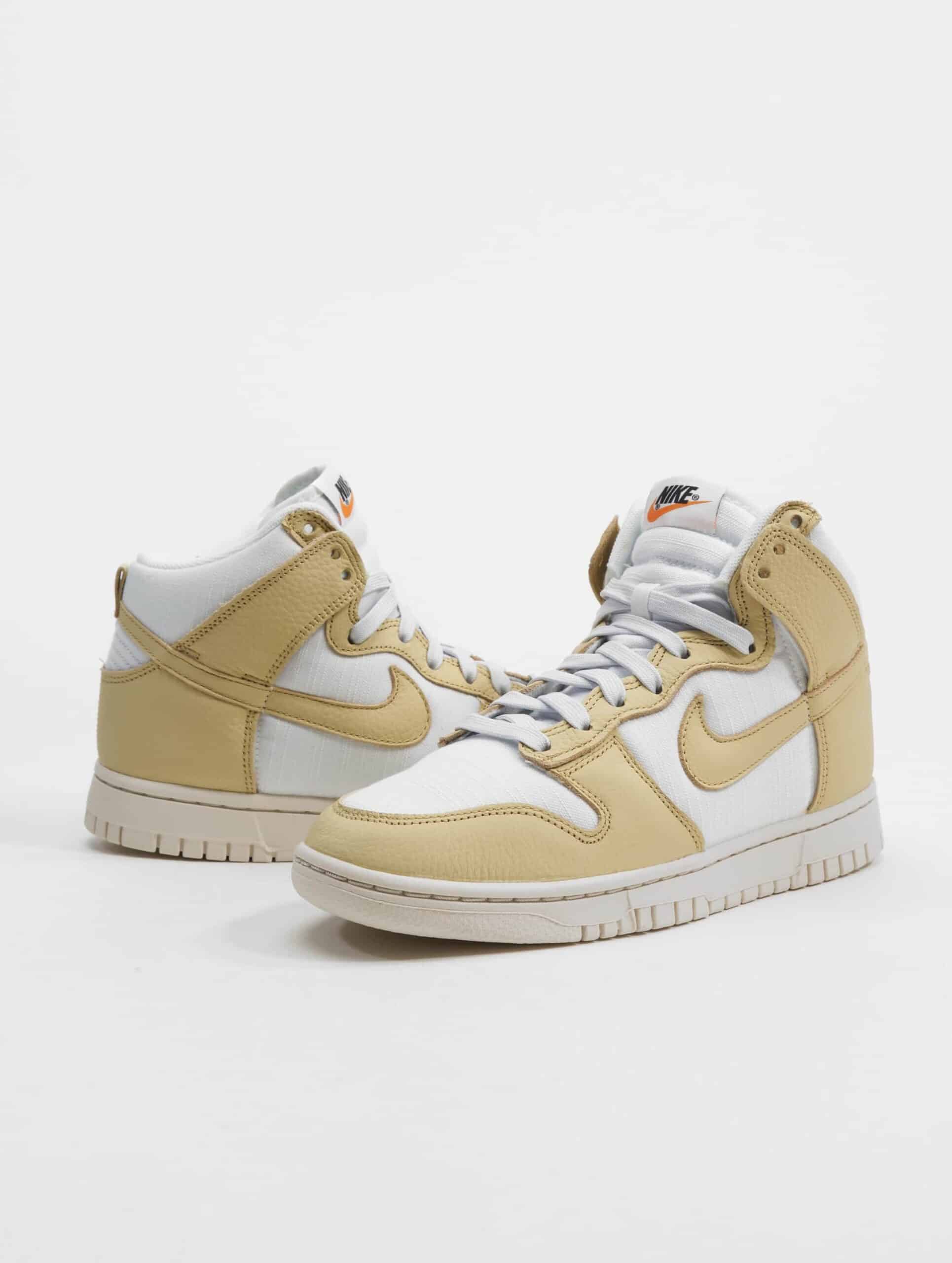 Nike Dunk High Certified Fresh Sneakers Männer,Unisex op kleur geel, Maat 40