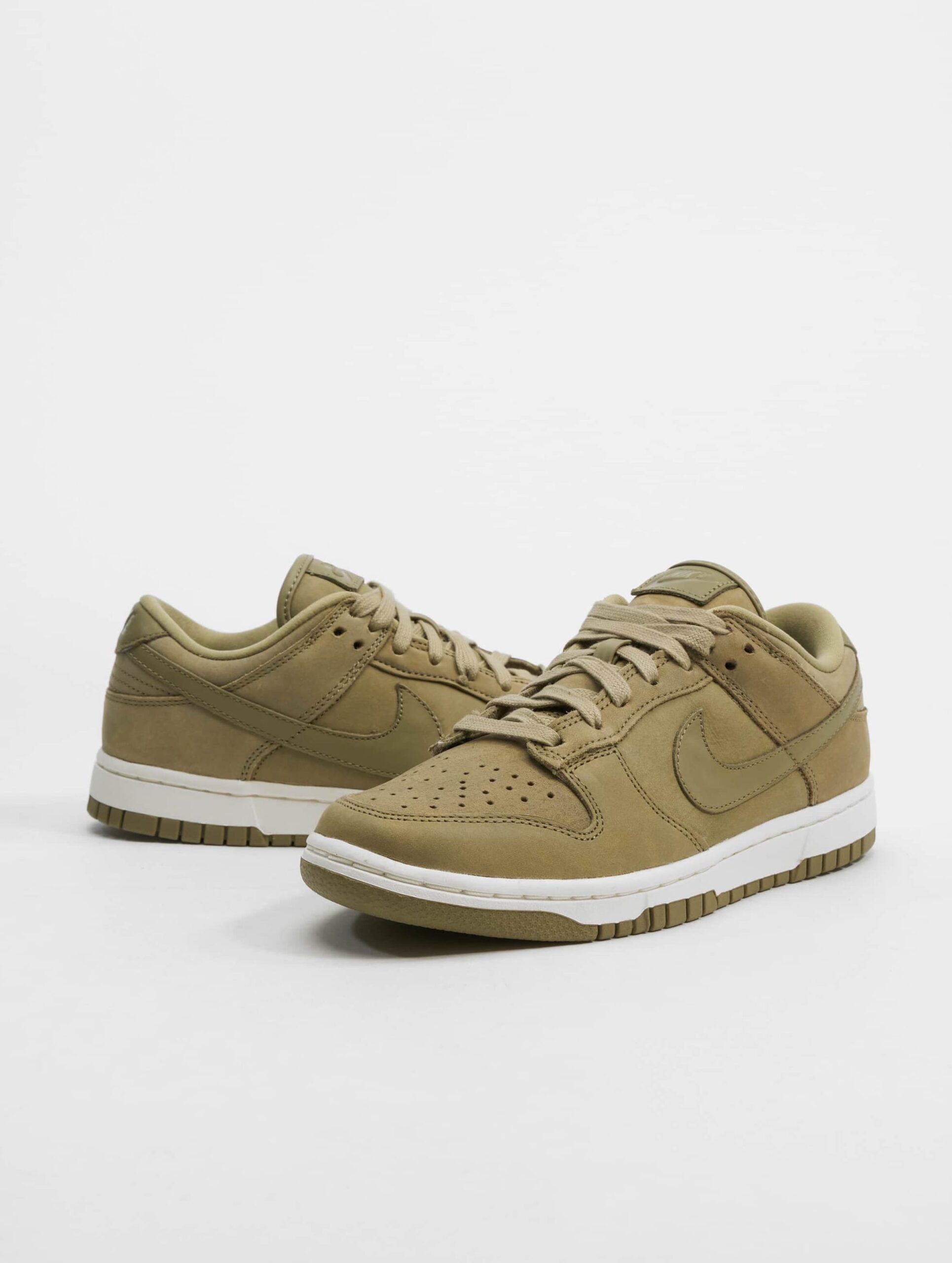 Nike Dunk Low Sneakers Frauen,Unisex op kleur olijf, Maat 38