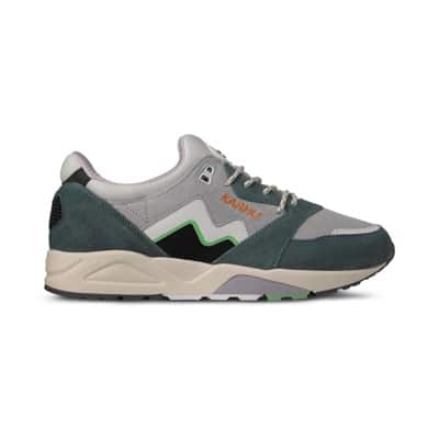 Revolutionaire Sneakers met Carbon Fiber Binnenzool Karhu , Green , Heren