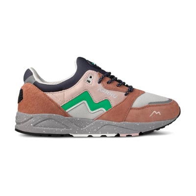 Sportschoenen Karhu , Brown , Dames