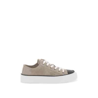 Suede Sneakers met Precieze Teenontwerp Brunello Cucinelli , Gray , Dames