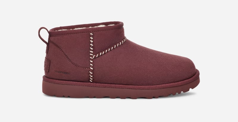 UGG® X Madhappy Ultra Mini in Red, Maat 48.5, Leder