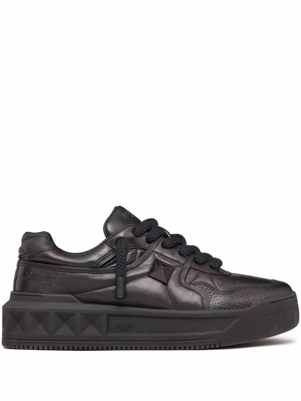 Valentino Garavani One Stud XL leren sneakers - Zwart