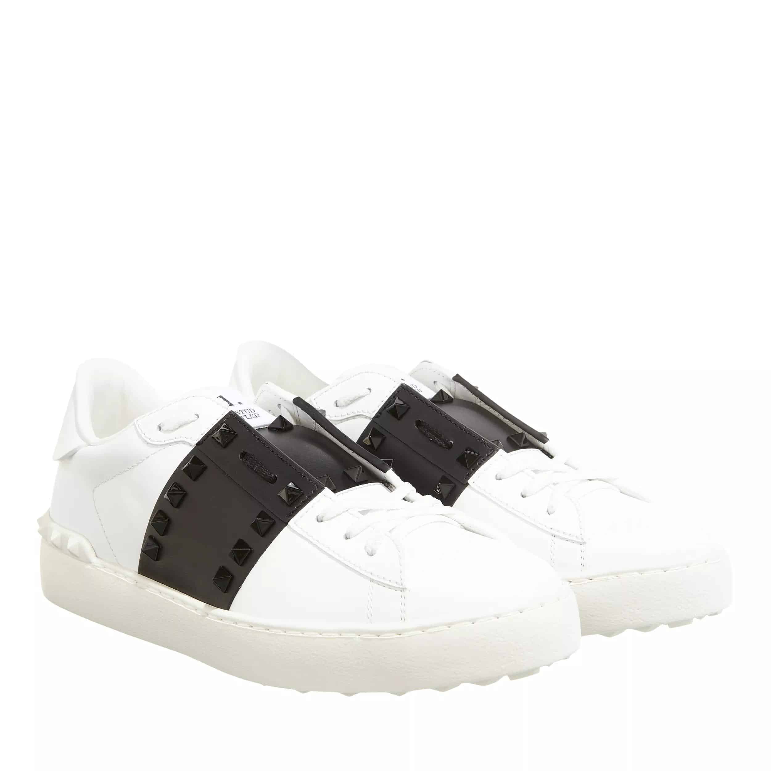 Valentino Garavani Sneakers - Rockstud Low Top Sneakers in wit