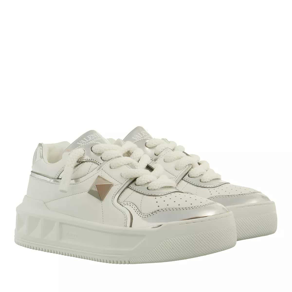 Valentino Garavani Sneakers - Sneaker in wit