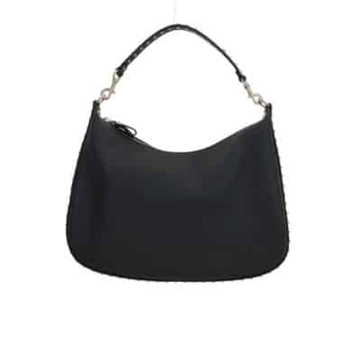 Zwarte Gehamerde Leren Hobo Tas met Platina Studs Valentino Garavani , Black , Dames